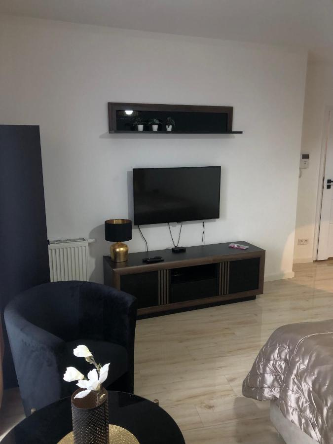 Golden Apartment Wroclaw Ngoại thất bức ảnh