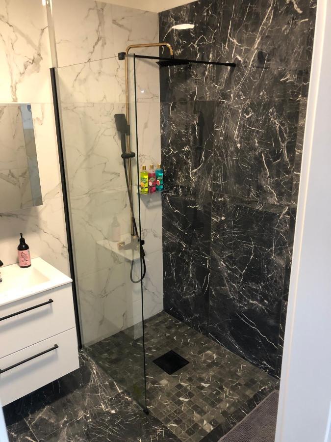 Golden Apartment Wroclaw Ngoại thất bức ảnh