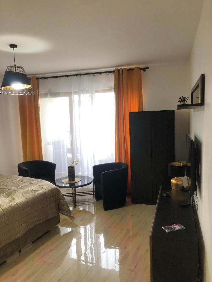 Golden Apartment Wroclaw Ngoại thất bức ảnh